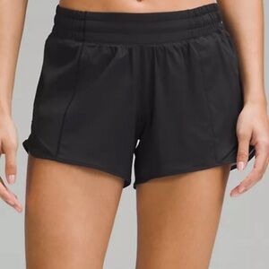 Black Lululemon Hotty Hot Short 4”